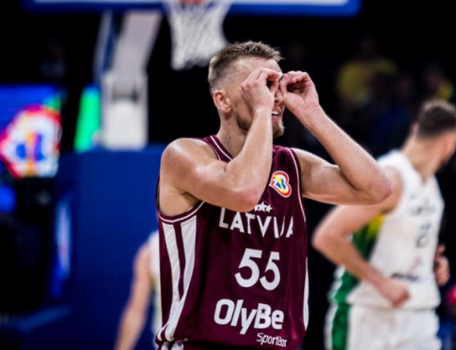 bob半岛体育官方网站-单场17助创纪录惊世骇俗 扎加尔斯引NBA球队关注