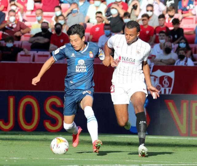 bob半岛体育官方网站-武磊赛季第2次首发0射门56分钟被换 球荒多达21场